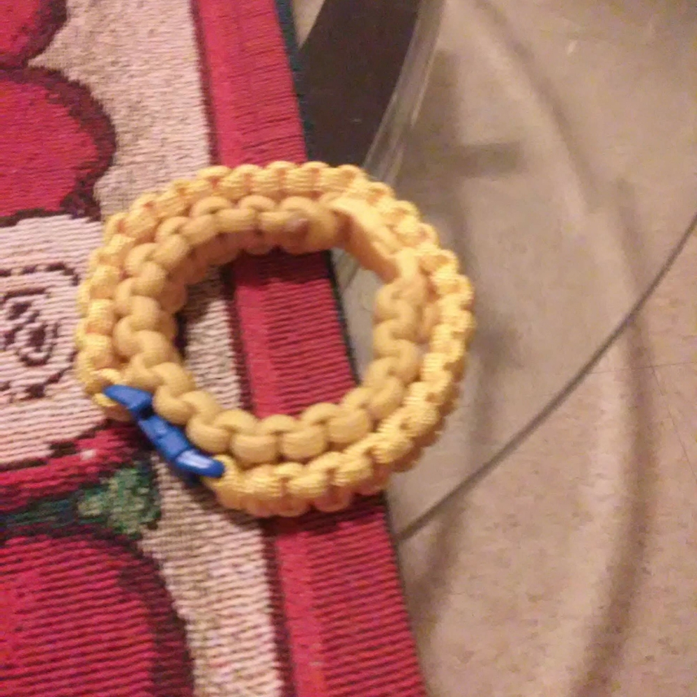 Parachute bracelets - Picture 4 of 16